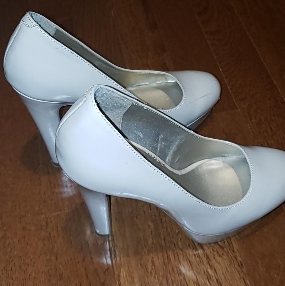 Guess heels